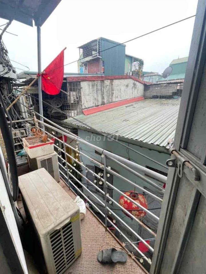 Hơn 2 tỷ có nhà Lê Trọng Tấn,TX-Lô góc-Có thuế-34m*2T;2N