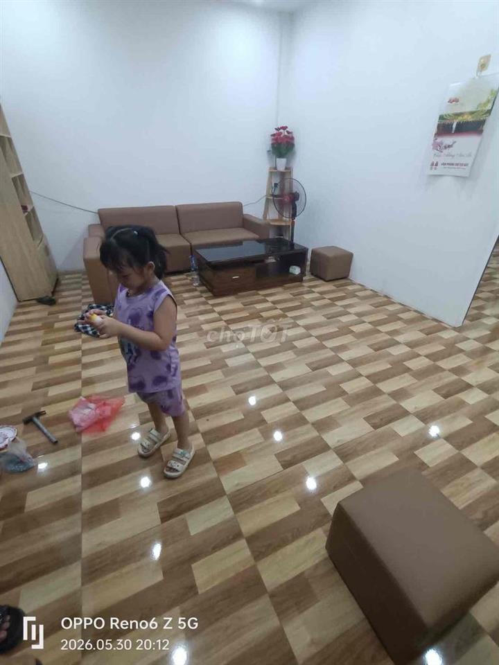 Hơn 1,5 tỷ có nhà đẹp sát phố Nguyễn Xiển-Ko QH-63/65m2;2T;2N