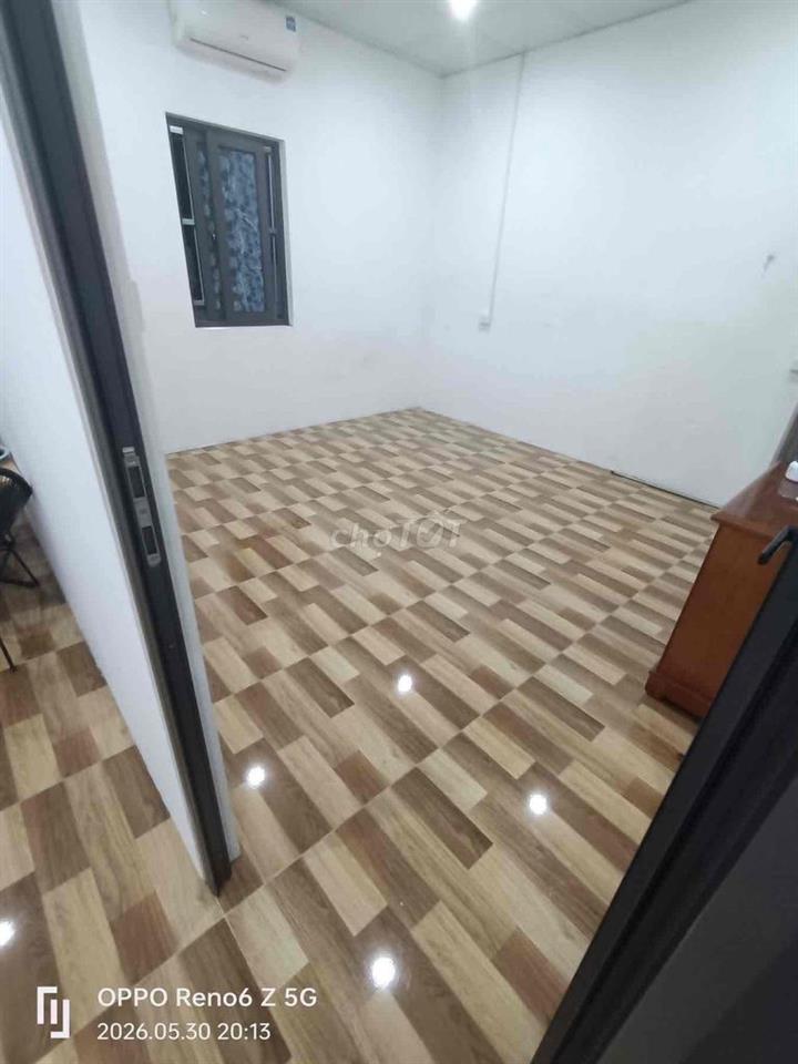 Hơn 1,5 tỷ có nhà đẹp sát phố Nguyễn Xiển-Ko QH-63/65m2;2T;2N