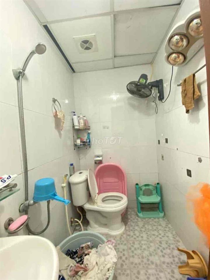 Hơn 2,5 tỷ có căn CC đẹp Đại Thanh-Thang máy-Phí DV rẻ-65m:3 ngủ