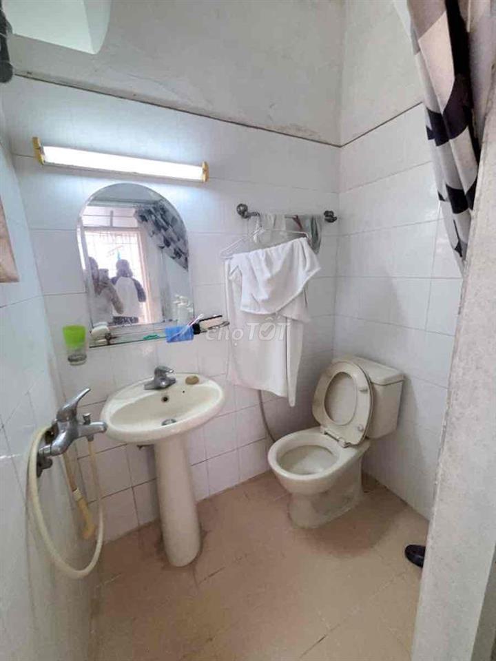 Hơn 3 tỷ có nhà Hoàng Đạo Thành-Oto đỗ cửa-35m*3T;MT5m;3N