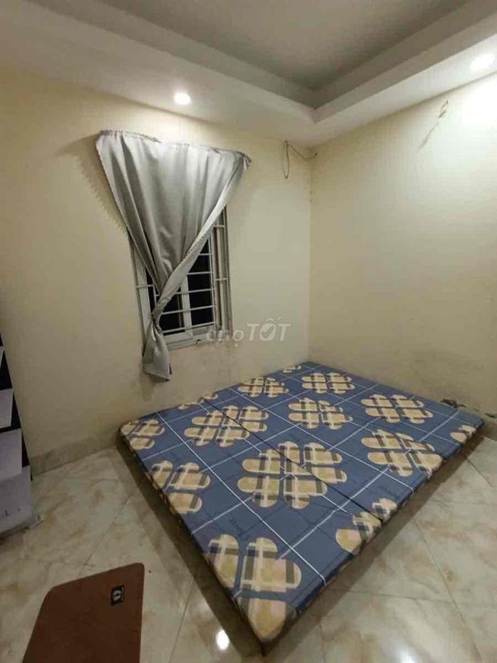 Sốc ! Hơn 2 tỷ có căn CCMN Hoàng Hoa Thám, BĐ-74m;2N(CT 3N);2VS