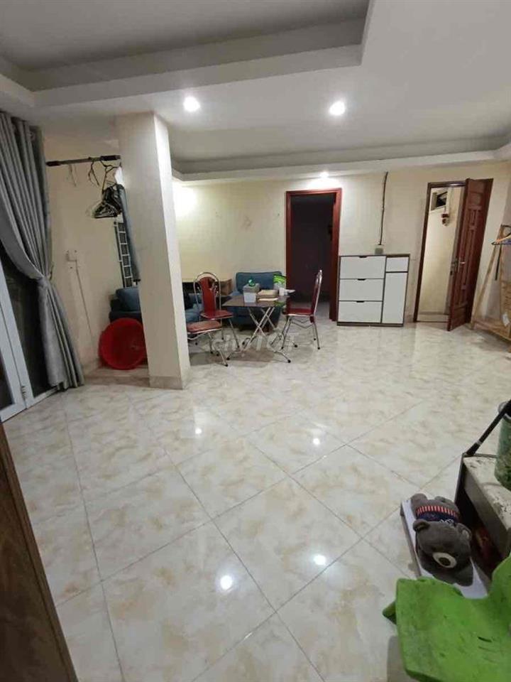 Sốc ! Hơn 2 tỷ có căn CCMN Hoàng Hoa Thám, BĐ-74m;2N(CT 3N);2VS