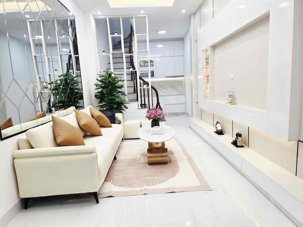 Nhà mới Trung Phụng, DĐ-Gần phố-NT 5 sao-33m*4T;3N;3VS