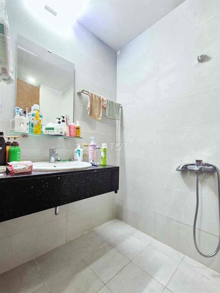 Vừa chào bán căn CC cực mới mặt phố Trần Hoà-Lô góc-Sổ đỏ 125m;4N,