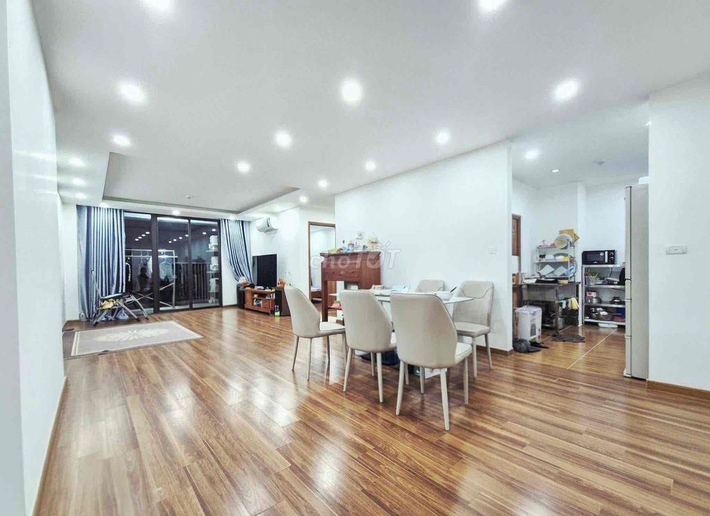 Vừa chào bán căn CC cực mới mặt phố Trần Hoà-Lô góc-Sổ đỏ 125m;4N,