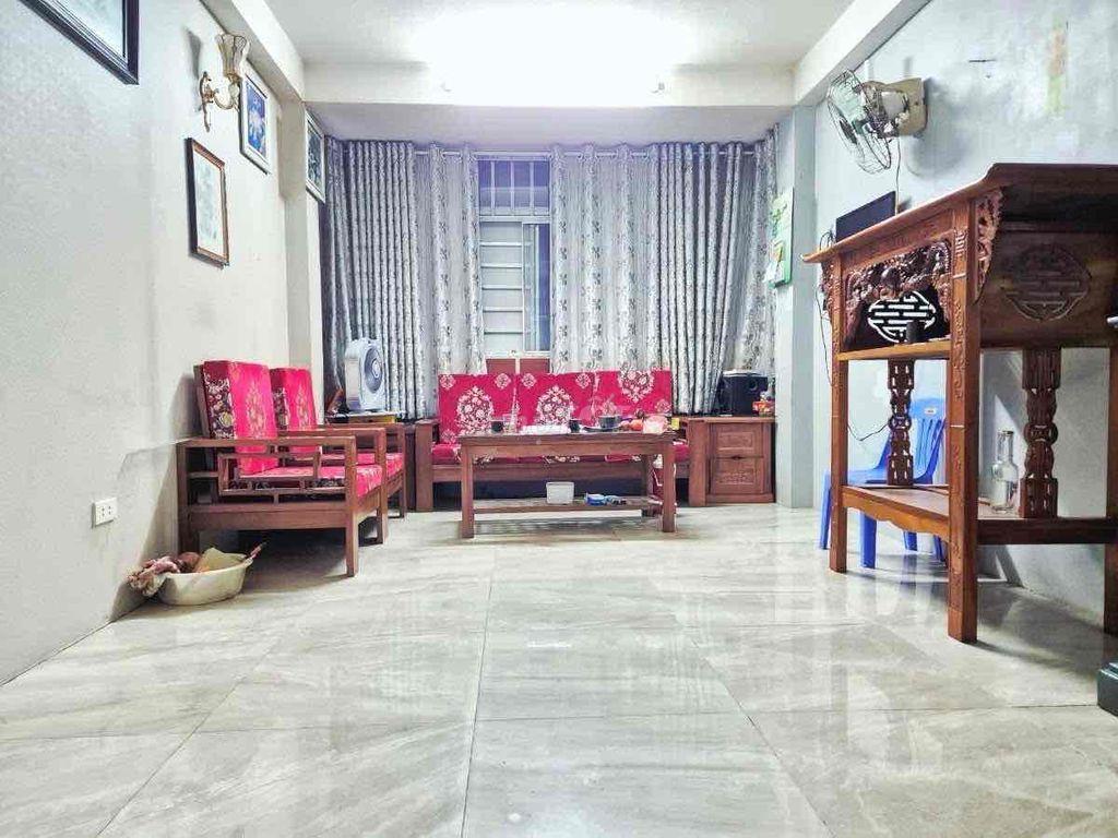 Nhà đẹp gần Trịnh Đình Cửu, TX-Oto 5m-28m*6T;5N-Hơn 5 tỷ