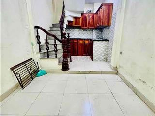 Tầm 4 tỷ có nhà sổ đỏ 6 tầng Vĩnh Tuy,HBT-Ngõ 3 gác-Gần phố-20m;4NKK