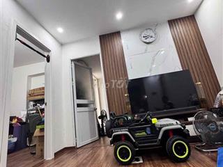 Hơn 4 tỷ có căn CC sổ đỏ đẹp Cầu Bươu-View hồ-92m;3N;2VS