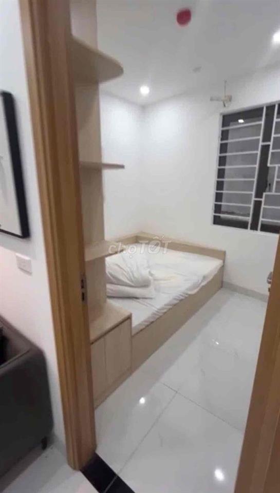 Khó tìm ! Dưới 2 tỷ có căn CCMN đẹp gần Đại Cồ Việt-T/máy-55m;2N;1VS