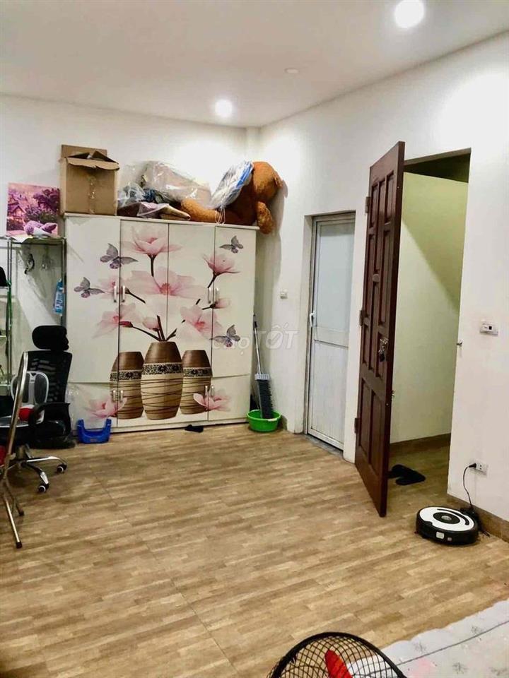 Hot ! Dưới 5 tỷ có nhà gần Tứ Hiệp, T/Trì-Sát chợ-Sổ đỏ 40m*4T;MT6m;4N