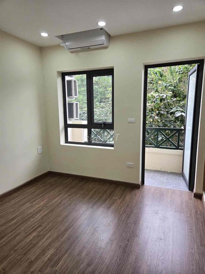 Hơn 4 tỷ có căn CC sổ đỏ Linh Đàm-Mặt phố-Full NT-72m;3N;2VS