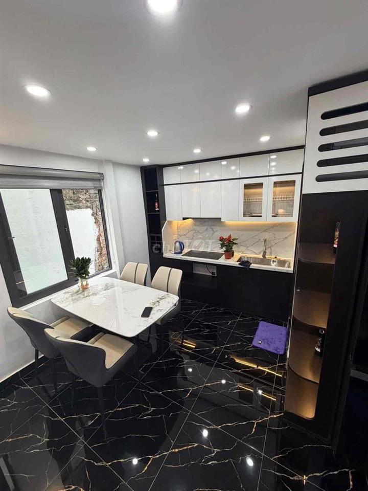 Sốc! Hơn 5 tỷ có nhà mới gần Khâm Thiên-Lô góc-NT sịn-Sổ 4042m;3N;3VS