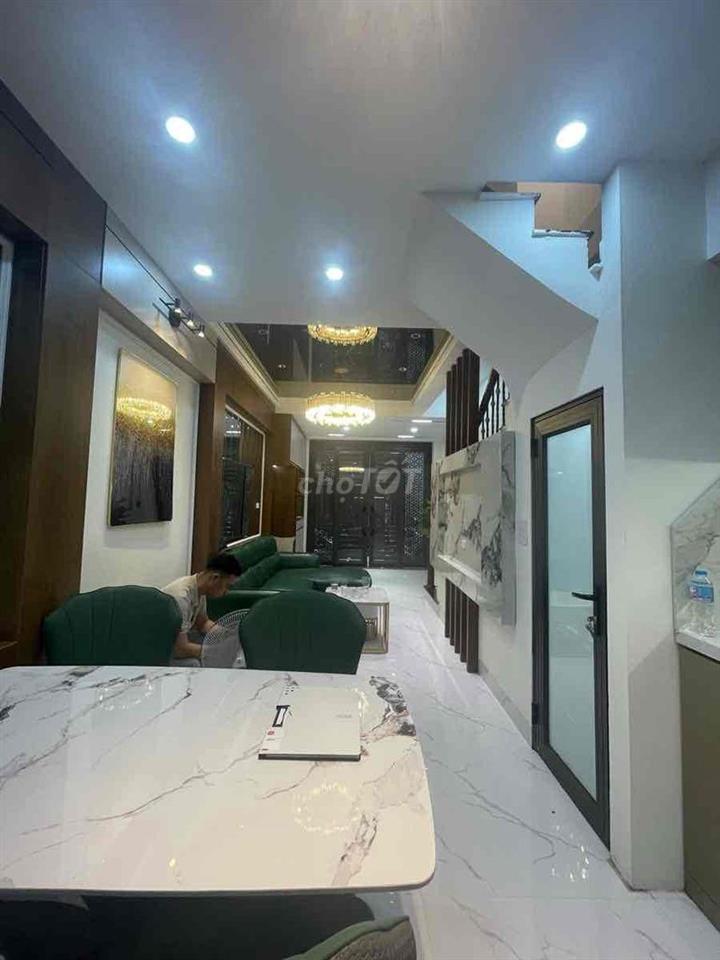 CHÍNH CHỦ BÁN NHÀ ĐẸP TÂN MAI - DT 35 M2- 4 TẦNG- MT 3.8 M- GIÁ 9.65 T