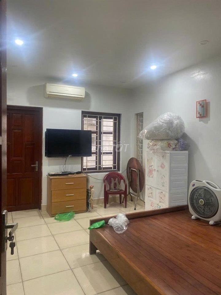 Nhà Ba Đình giá tốt – mặt hồ – ngõ ba gác - 40m2 giá 8.5 tỷ