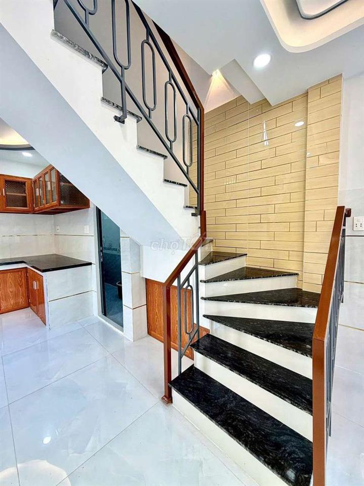 ⭐ HOT HÀNG HIẾM 2,68TỶ ĐƯỜNG XE HƠI NGÃ 4 Bốn XÃ, 30M2 2TẦNG NHÀ MỚI.