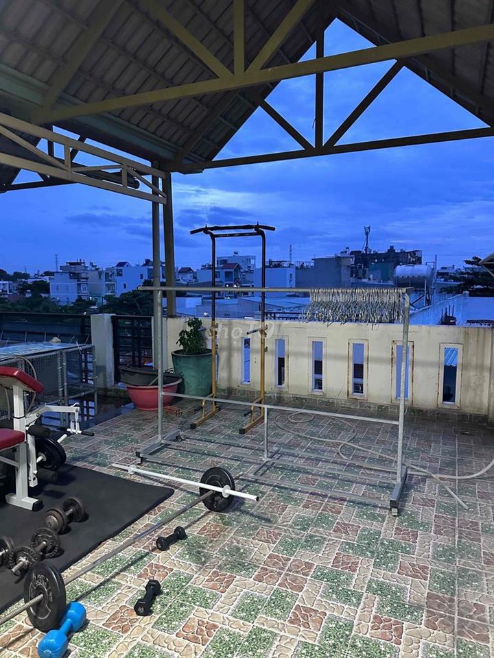 NHÀ Ở KIÊN CỐ 2 MẶT TIỀN , đường 6 mét