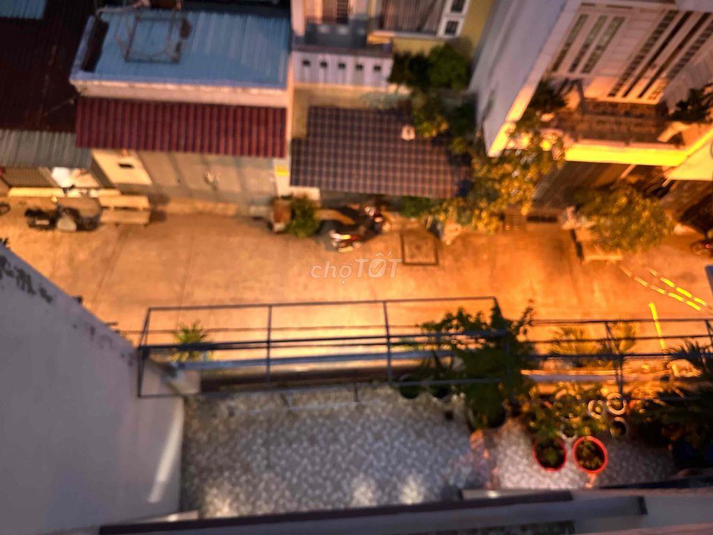 NHÀ Ở KIÊN CỐ 2 MẶT TIỀN , đường 6 mét