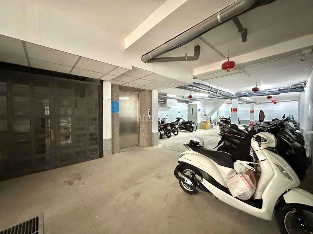 Cho thuê căn hộ 1PN 40m2, ban công, hầm xe, thang máy gần Đại Học VL