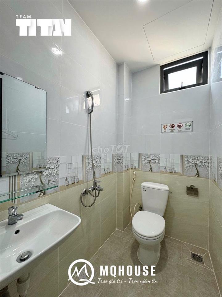 Cho thuê 1PN 40m² ban công, Full NT,Nguyễn Xí, gần ĐH Văn Lang
