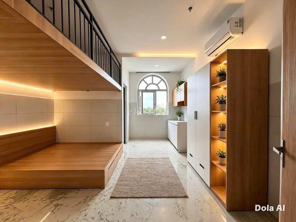 Nhà mới xây 100% thang máy, đi bộ qua đại học Văn Lang nhìu dạng phòng
