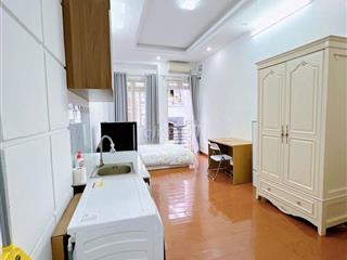  Cho thuê studio ban công 30m2, full nội thất, Phan xích Long-PN
