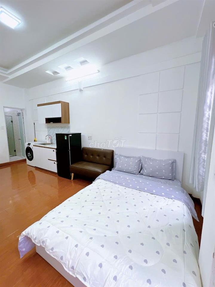  Cho thuê studio ban công 30m2, full nội thất, Phan xích Long-PN