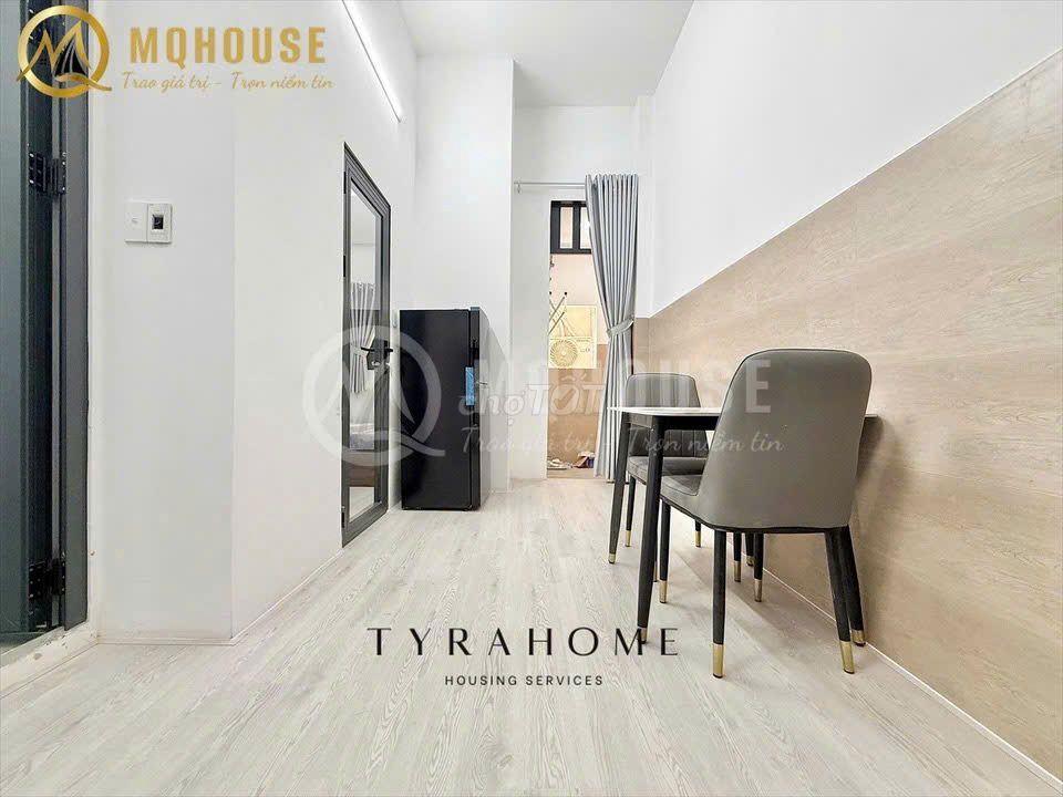 Cho thuê 1PN,tách bếp,ban công,Ung Văn Khiêm, gần đại học HUTECH, UEF