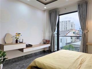 Studio ban công - tách bếp, FULL NT, Thích Quãng Đức, ngay ngã tư PN 