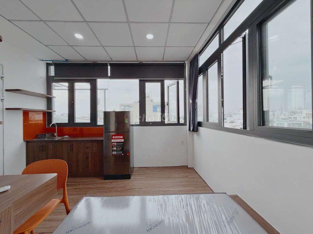 Studio thang máy,cửa sổ Full NT, Nơ Trang Long, gần đại hoc Văn Lang