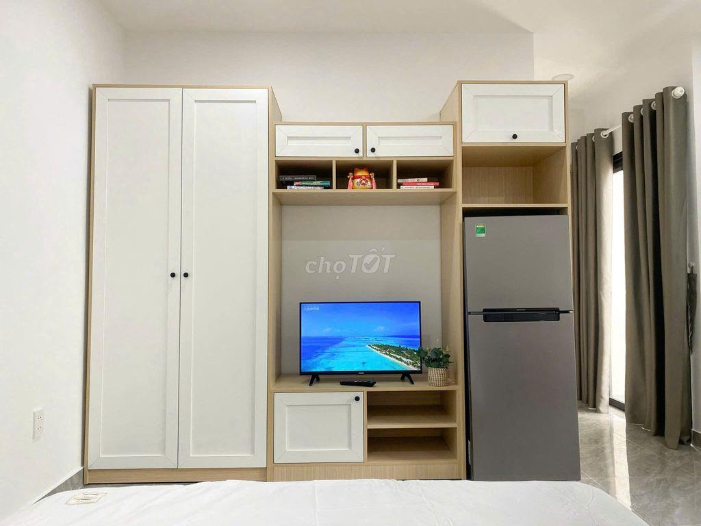Cho thuê căn hộ 1PN- ban công, Full nội thất siêu xịn, tại Phú Nhuận
