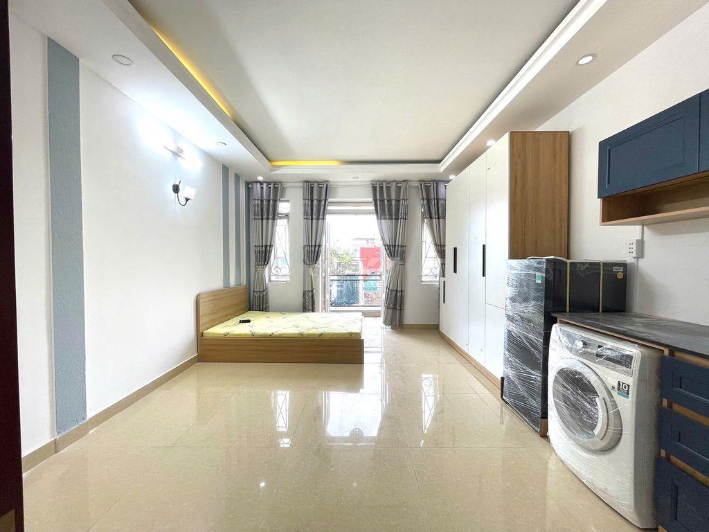 Cho thuê Studio ban công siêu rộng,Full nội thất, Gần đại học IUH, VLU