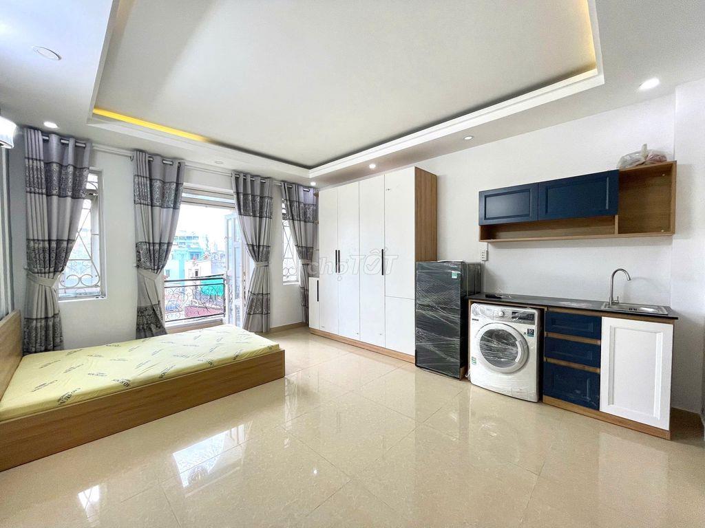 Cho thuê Studio ban công siêu rộng,Full nội thất, Gần đại học IUH, VLU
