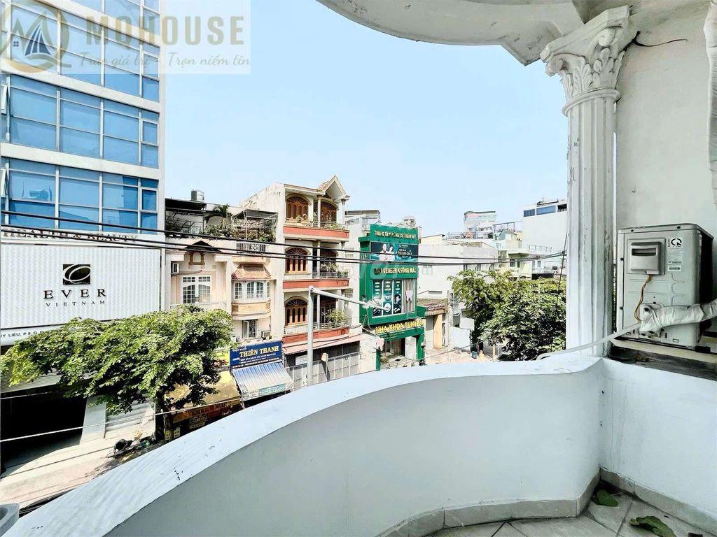 Căn hộ 1PN, ban công, cửa sổ Full nội thất, Trần Huy Liệu, gần sân bay