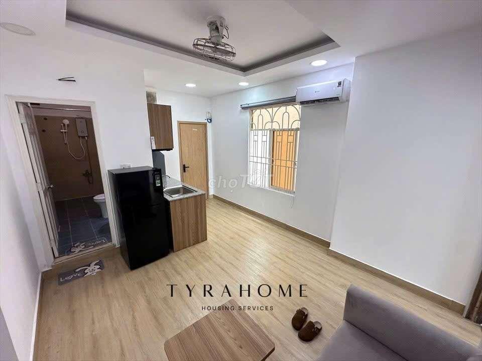 Căn hộ 1PN,1 phòng khach, Full NT, gần ngã tư hàng xanh, Bạch Đằng