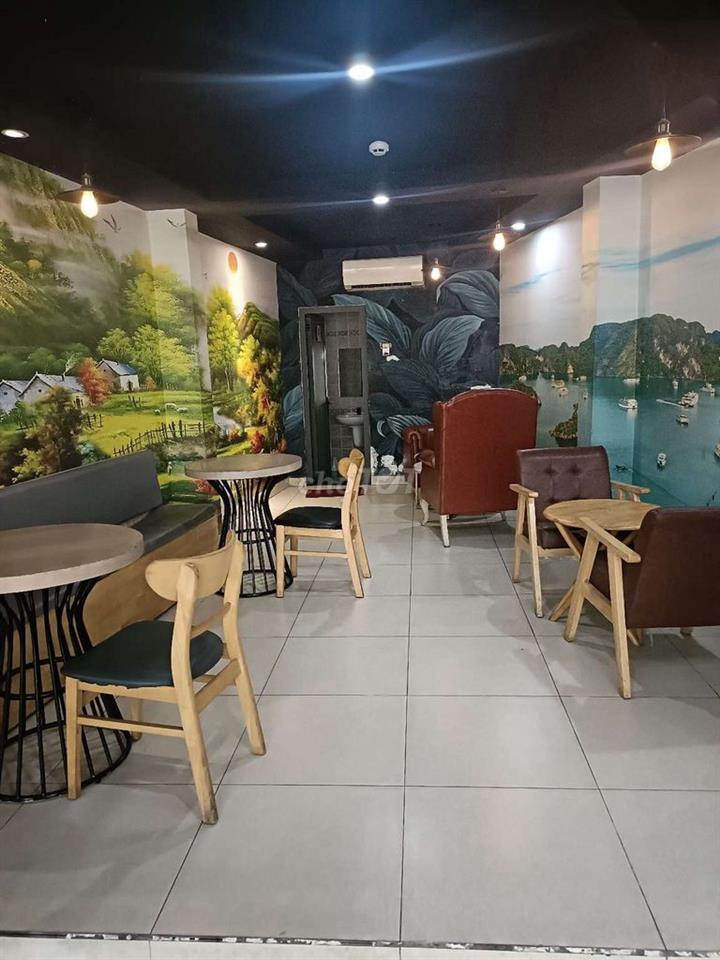 Sang quán Cà Phê trung tâm thành phố HCM