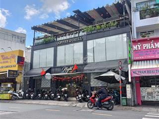 Sáng Quán vị trí đẹp, trung tâm thành phố Hồ Chí Minh