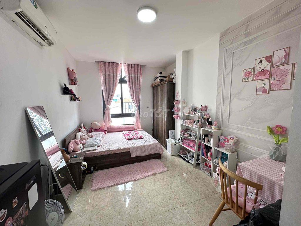STUDIO ĐẦY ĐỦ NỘI THẤT, GẦN CÁC TRƯỜNG ĐH UEF, HUTECH, UTH, VLU..