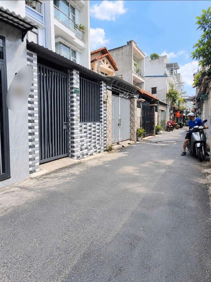 HẺM XE TẢI - GẦN VINCOM QUANG TRUNG - 3 PHÒNG NGỦ - 3TỶ HƠN