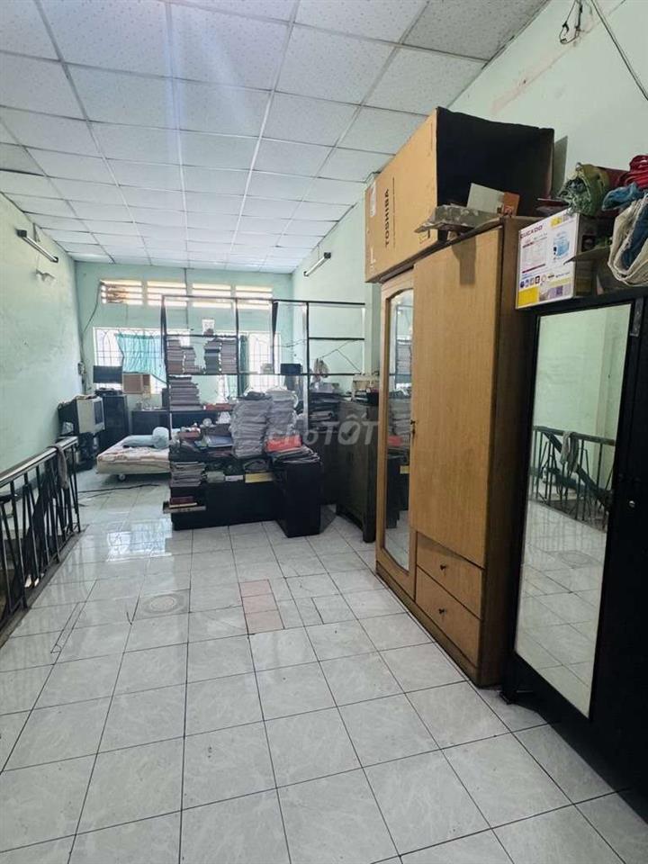  GIẢM 2TỶ– KẾ BÊN ĐH HUTECH – HẺM XE HƠI – 66M² – 2 TẦNG – GIÁ 10 TỶ 