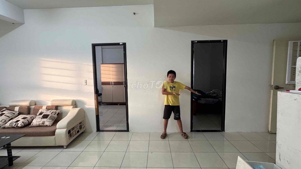 cho thuê căn góc chung cư ngay ngã tư ga q12