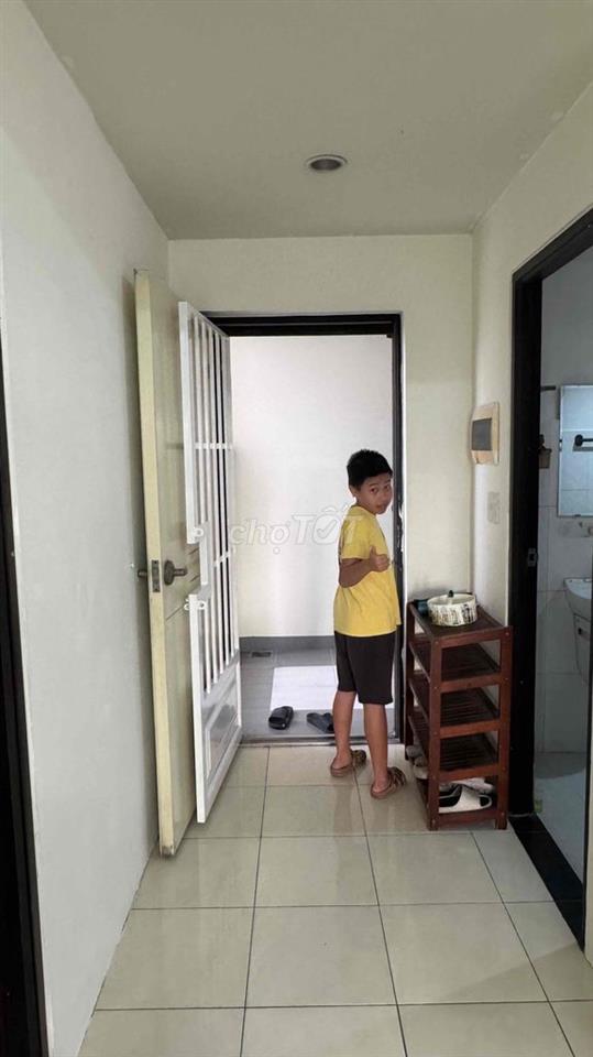 cho thuê căn góc chung cư ngay ngã tư ga q12