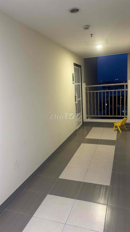 cho thuê căn góc chung cư ngay ngã tư ga q12
