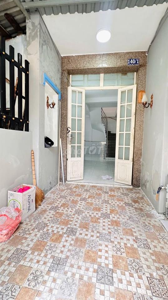 Cho thuê nhà nguyên căn giá thuê 7tr/tháng, cọc 1 tháng