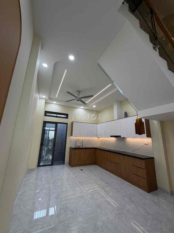 BÁN NHÀ ĐẸP ĐƯỜNG SỐ 1- PHƯỜNG LONG TRƯỜNG- NHÀ MỚI 4 TẦNG- 58,5 M2