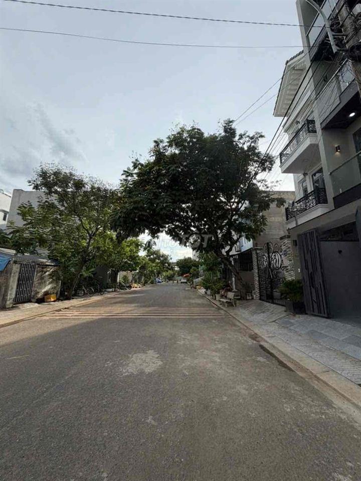 BÁN NHÀ ĐẸP ĐƯỜNG SỐ 1- PHƯỜNG LONG TRƯỜNG- NHÀ MỚI 4 TẦNG- 58,5 M2
