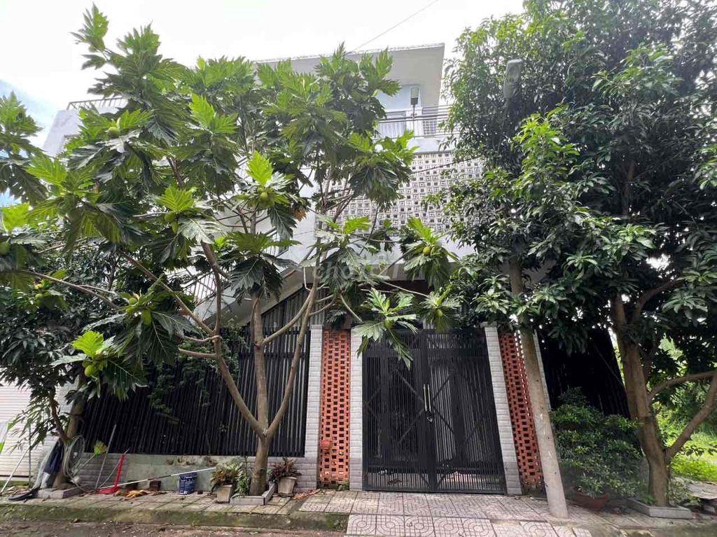 Cho thuê biệt thự Long Trường tp Thủ Đức