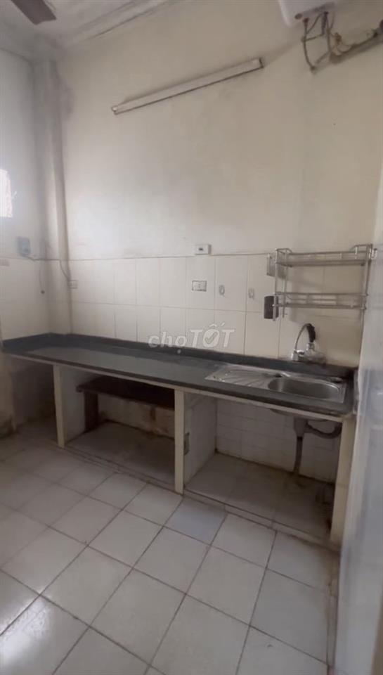 Cho thuê nhà ngõ phố Nguyên Hồng