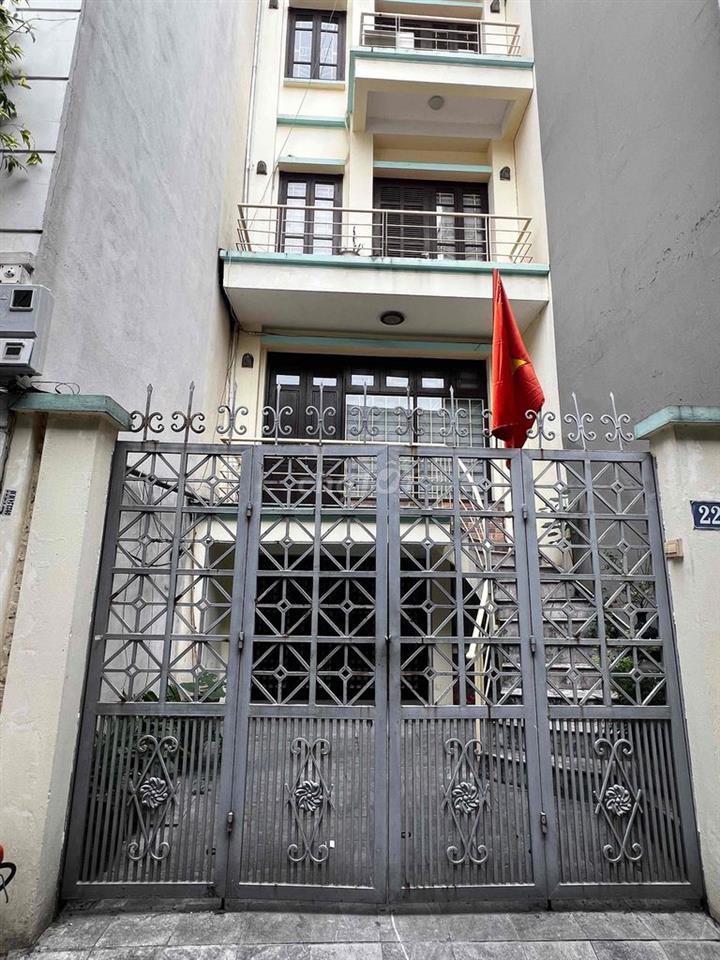 Cho thuê nhà 22, ngách 28/34, khu tập thể 28B Điện Biên Phủ.