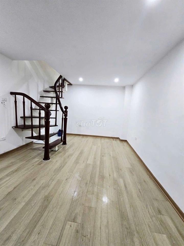 MBKD Phố KIM MÃ- 6 TẦNG-12 TRIỆU